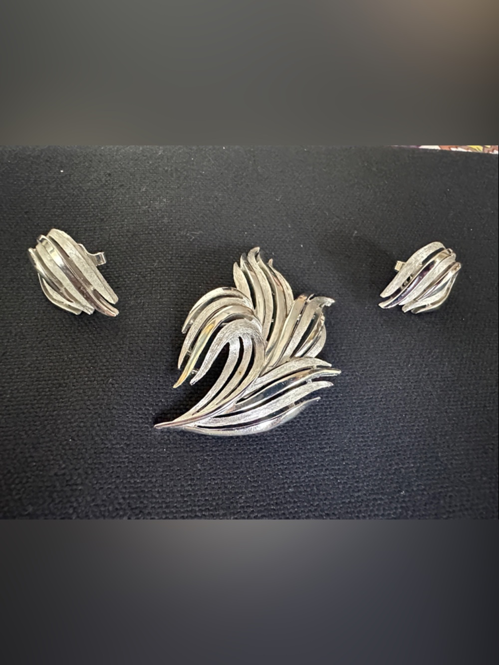 Trifari Silver-Tone Flowing Wave Brooch with Matching Clip-On Earrings 1960’s
